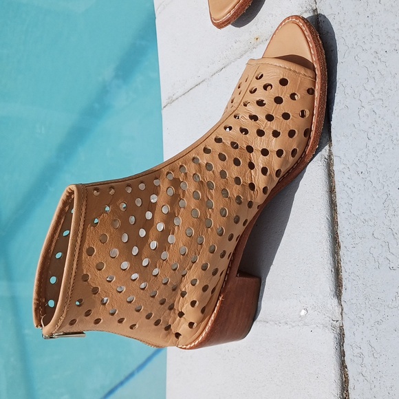 Loeffler Randall Lone perforated peeptoe leather bootie 8.5 sandal - Picture 6 of 10